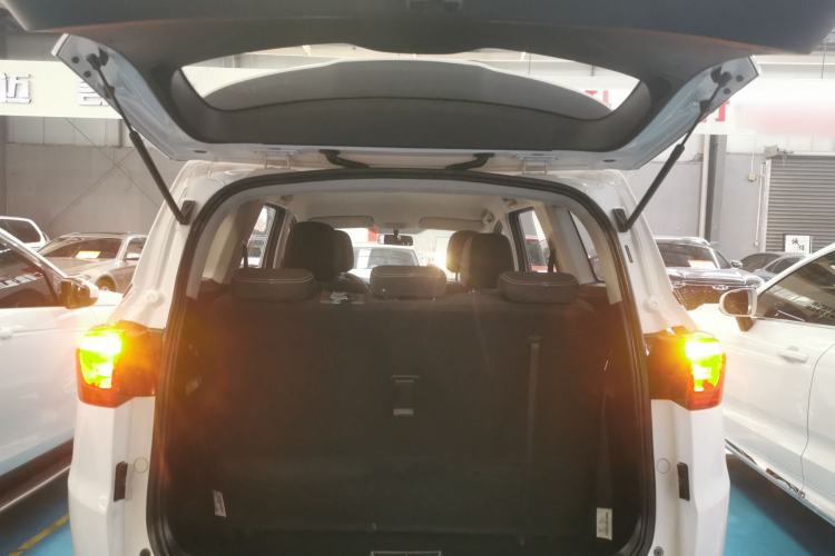 Used Wuling Hongguang S3 2019 1.5L Manual Standard Version China VI Standard
