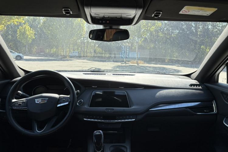 Used Cadillac XT4 2021 28T Two-Wheel Drive Tech Edition
