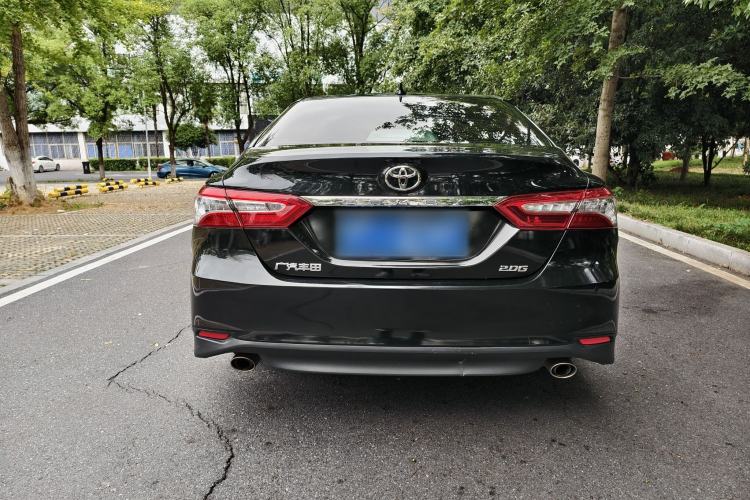 Used Toyota Camry 2021 2.0G Luxury Edition
