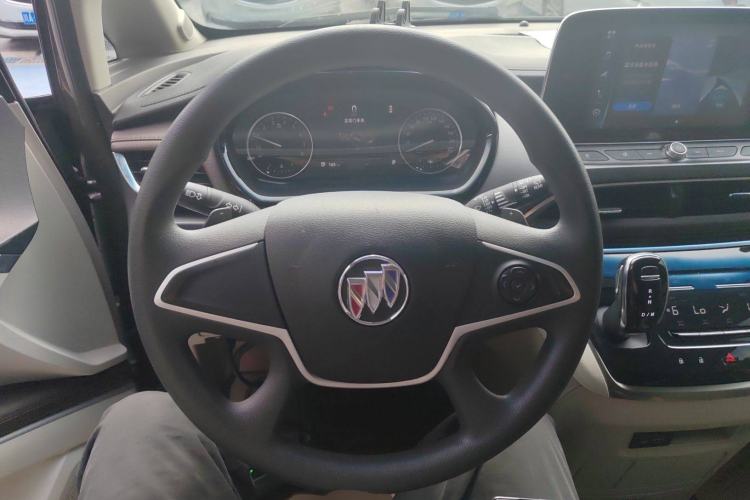 Used Buick GL8 2021 Land Cruiser Executive Class 652T Comfort Model
