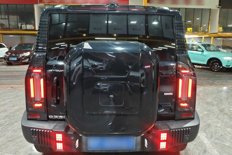 Used JETOUR Traveler 2023 2.0T All-Wheel Drive CrossPRO+
