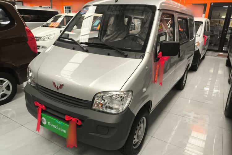 Used Wuling Zhiguang 2023 1.5L Practical Version 5/7 Seats
