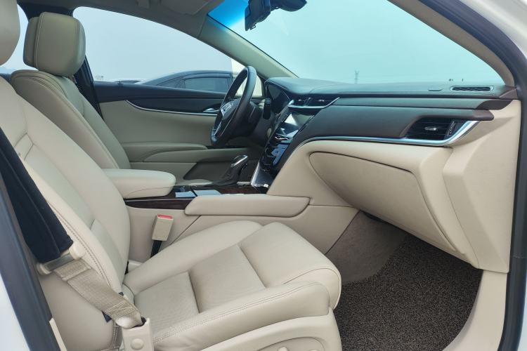 Used Cadillac XTS 2014 28T Comfort Version
