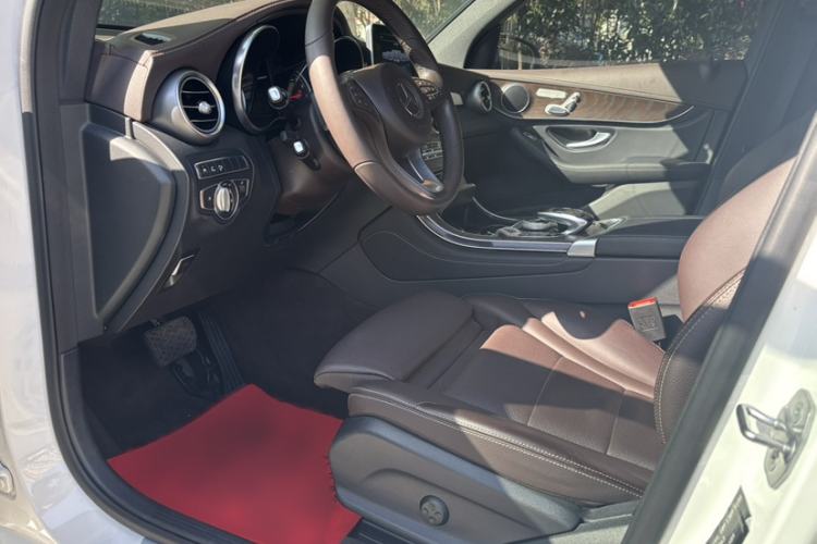 Used Mercedes-Benz GLC 2018 GLC 300 4MATIC Sport Edition
