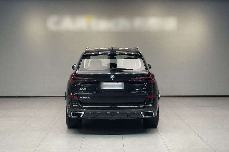 Used BMW X5 2023 xDrive 30Li Luxury M Sport Night Edition Package
