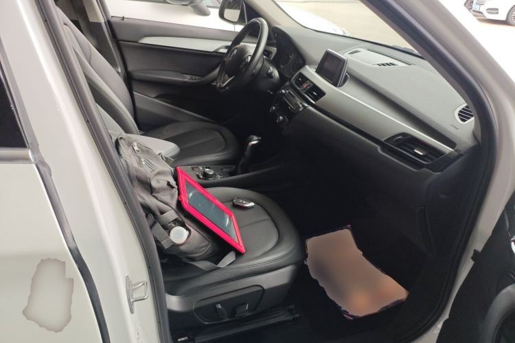 Used BMW X1 2018 sDrive20Li Leading Model
