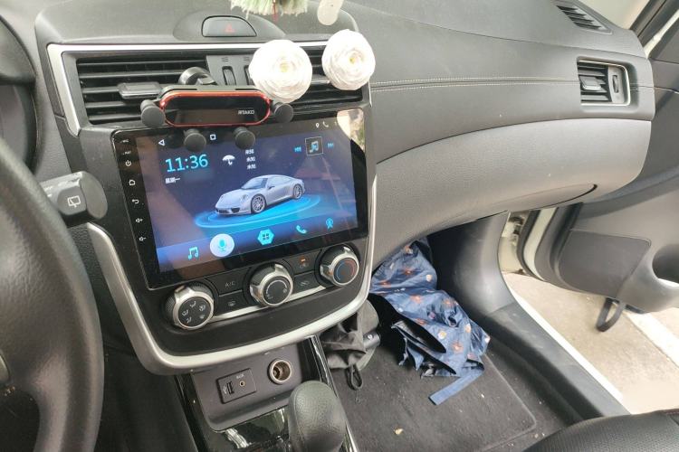 Used Nissan Tiida 2021 1.6L CVT Cool Edition
