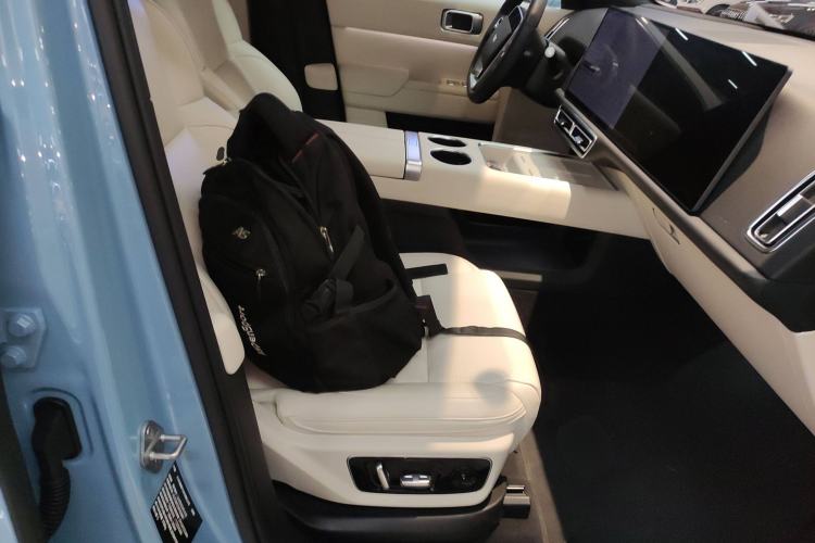 Used Li Auto L7 2024 Ultra Model
