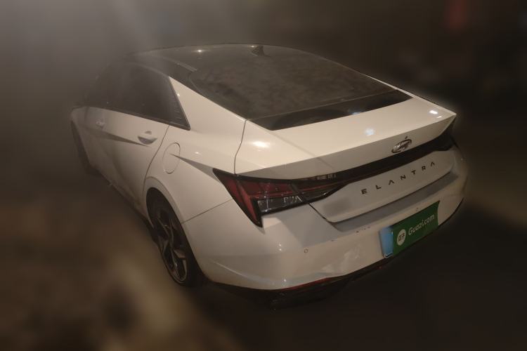 Used Hyundai Elantra 2021 1.5L CVT LUX Prestige Edition