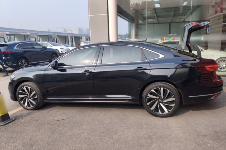 Used Volkswagen Passat 2023 330TSI Elite Edition