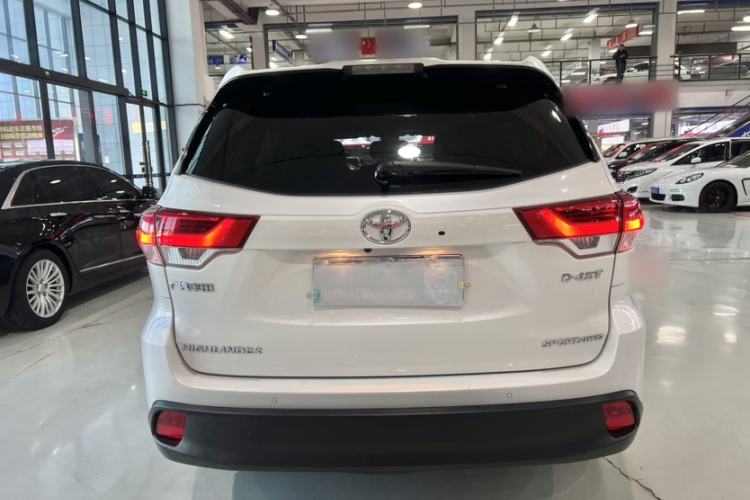Used Toyota Highlander 2018 2.0T Four-Wheel Drive Prestige Version 7 Seats China VI Standard