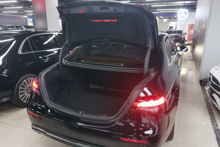 Used Mercedes-Benz E-Class 2023 Facelift E 260 L