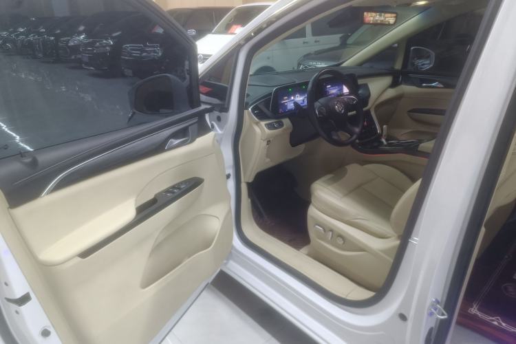 Used Buick GL8 2023 ES Lu Zun Deluxe Model
