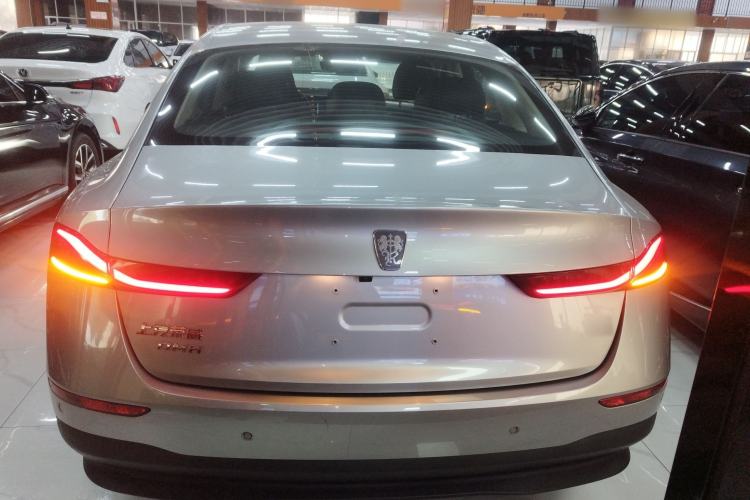 Used Roewe D7 2023 DMH 125km Flagship Edition