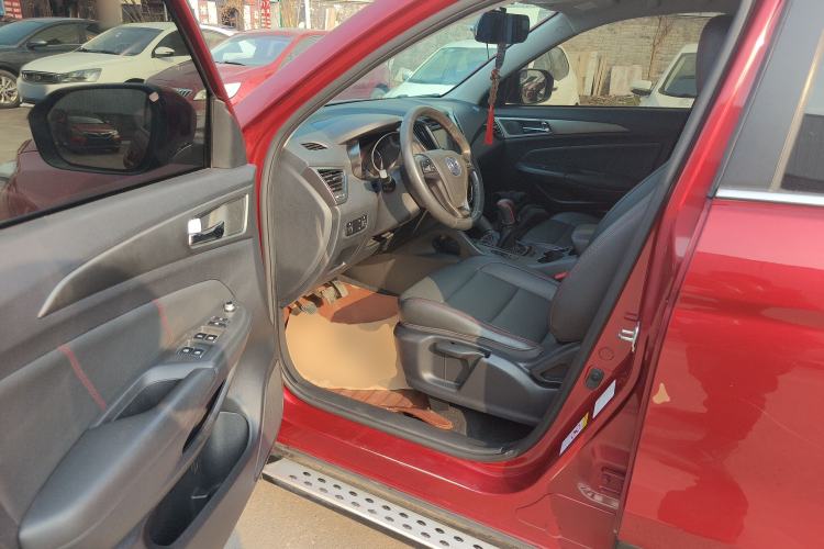 Used Changan CS75 2014 2.0L Manual Luxury Version China IV Standard