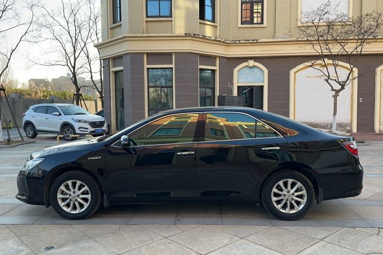 Used Toyota Camry 2015 Dual-Engine 2.5 HG Luxury Navigation Edition
