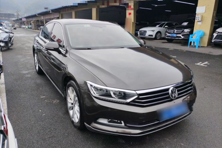 Used Volkswagen Magotan 2018 Facelift 380TSI DSG Luxury Version
