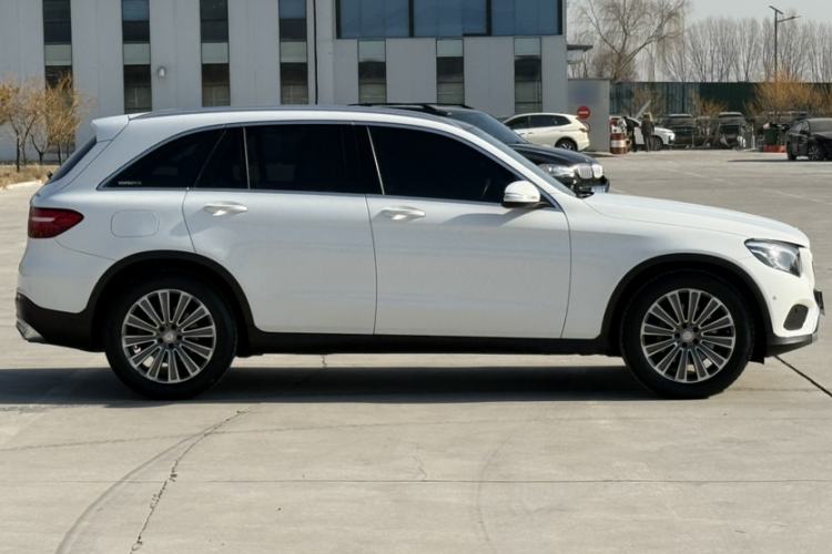 Used Mercedes-Benz GLC 2016 GLC 260 4MATIC Dynamic Edition
