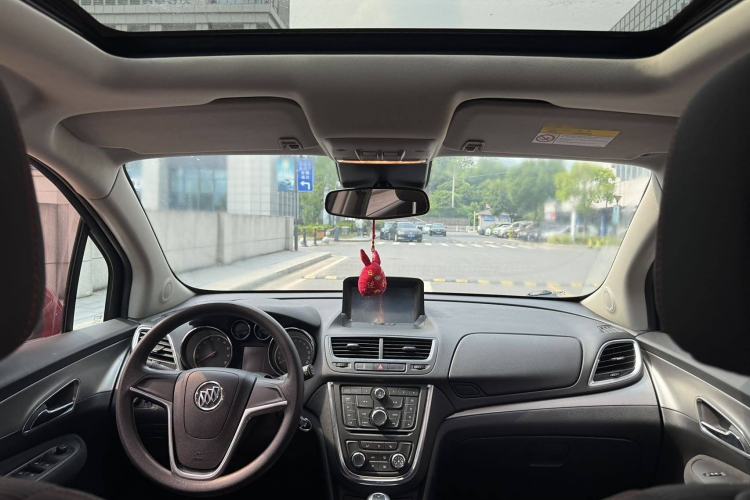 Used Buick Encore 2015 1.4T Automatic Two-Wheel Drive Urban Elite Version
