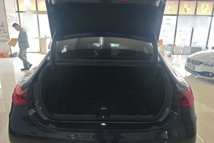 Used Mercedes-Benz EQE 2022 350 Luxury Edition
