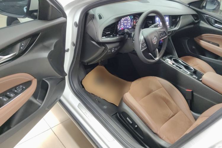 Used Buick Regal 2020 552T Luxury Version
