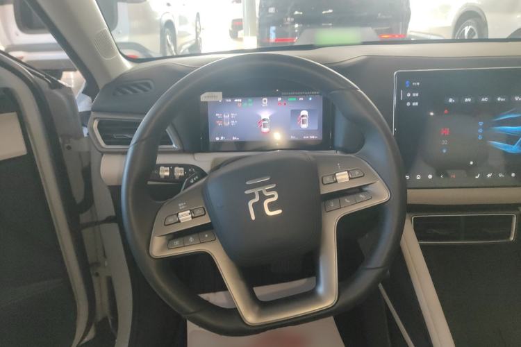 Used BYD Yuan UP 2025 Intelligent Driving Version 401 km Beyond-Range Edition