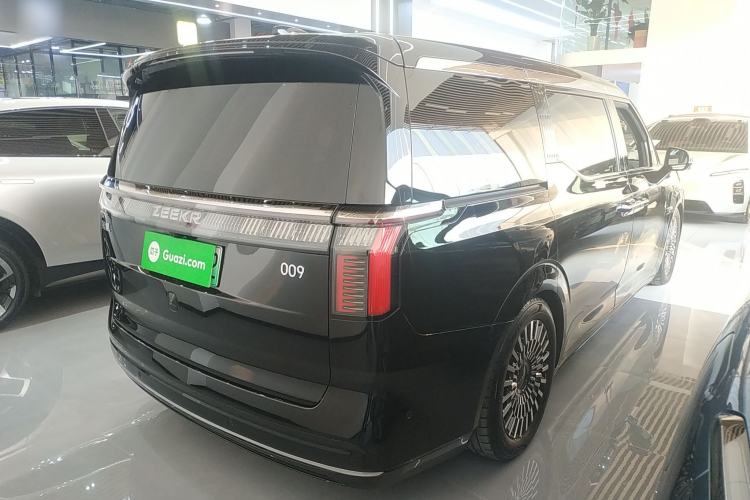 Used Zeekr 009 2022 WE Edition
