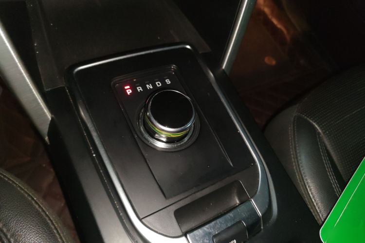 Used Land Rover Discovery Sport 2018 240 PS SE Version
