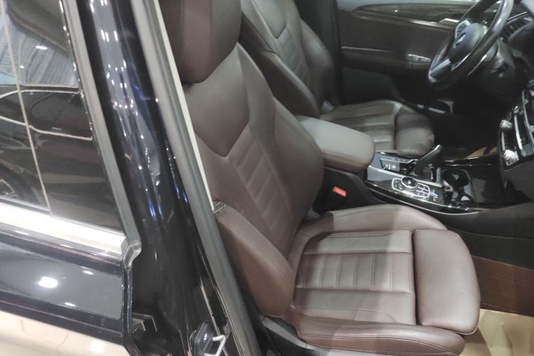 Used BMW X3 2020 xDrive30i Luxury Model with M Sport Package
