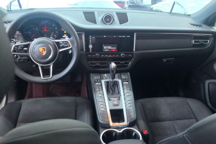 Used Porsche Macan 2021 Macan 2.0T
