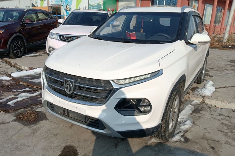 Used Baojun 510 2017 1.5L Automatic Fashion Model