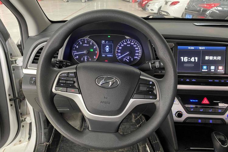Used Hyundai Elantra 2016 1.6L Automatic ZhiXuan – Elite Version
