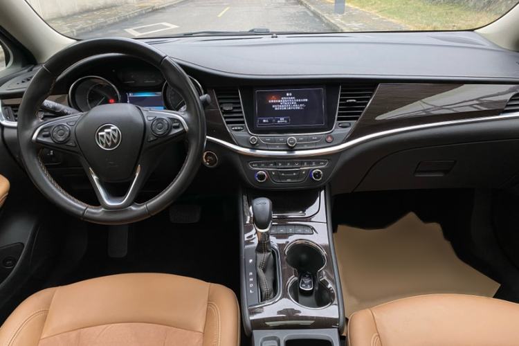 Used Buick Verano 2015 Sedan 20T Dual-Clutch Flagship Model
