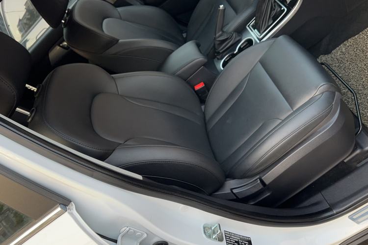 Used Haval H2 2016 Red Label 1.5T Automatic Two-Wheel Drive Elite Model
