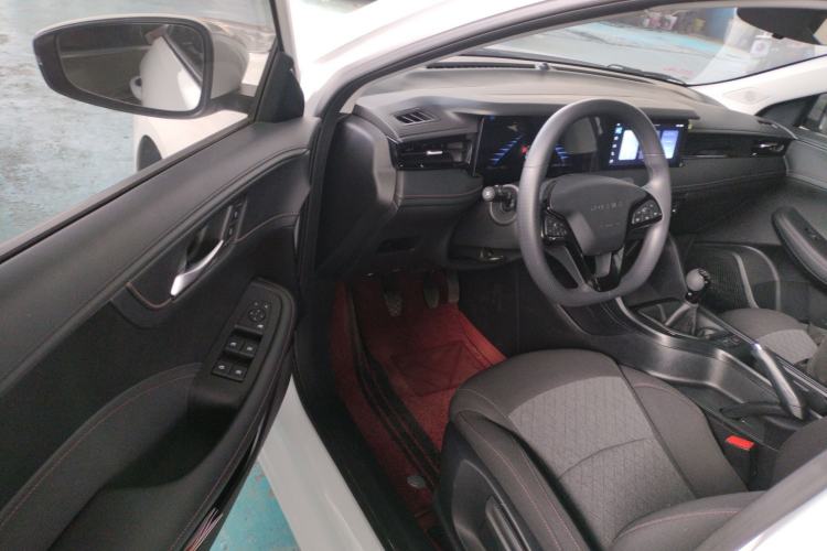 Used Roewe i5 2023 1.5L Manual Comfort Edition