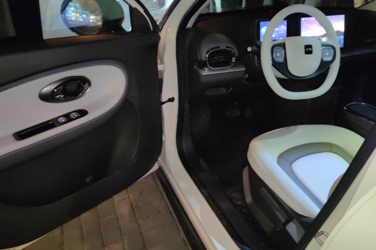 Used  3 2024 Beloved Edition 330km Air+