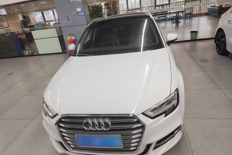 Used Audi A3 2020 Limousine 35 TFSI Fashion Edition China VI Emission Standard
