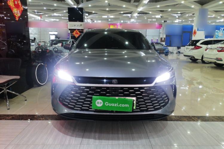 Used BYD Qin PLUS 2025 DM-i Smart Drive 55KM Leading Model
