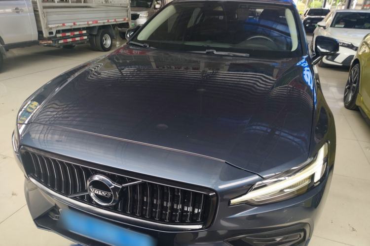 Used Volvo S60 2020 T4 Zhiyi Luxury Edition