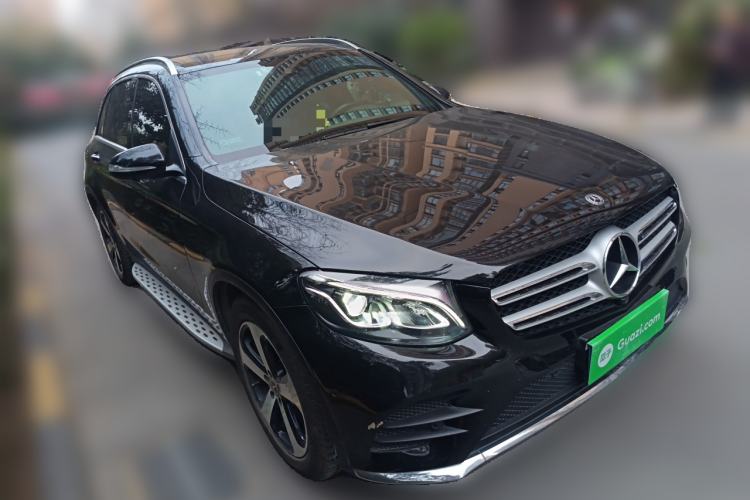 Used Mercedes-Benz GLC 2018 GLC 260 4MATIC Luxury Model
