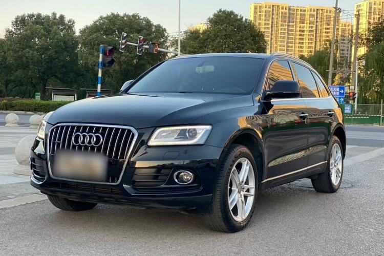 Used Audi Q5 2017 40 TFSI Comfort Model
