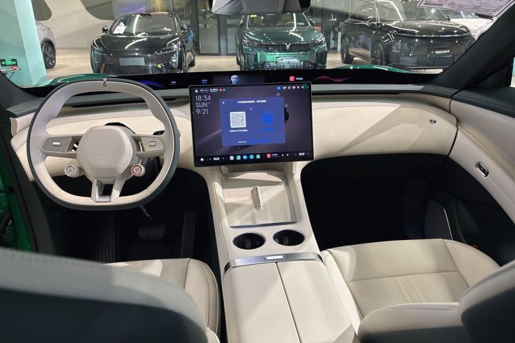 Used  YU7 2025 Ultra-Long Range Rear-Wheel Drive Version