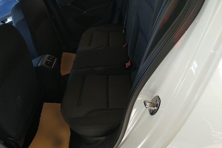 Used Volkswagen Golf 2017 230TSI Automatic Comfort Edition – Celebrating Milestone of One Million Units
