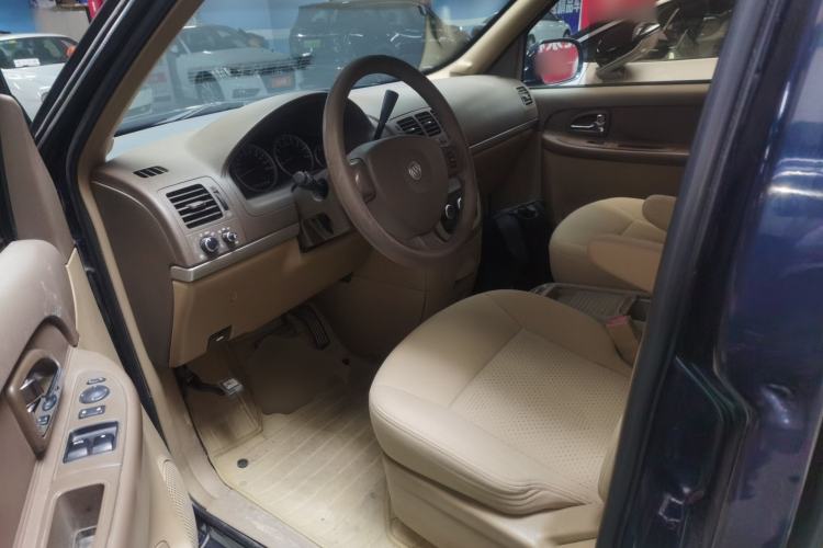 Used Buick GL8 2014 2.4L Classic Edition
