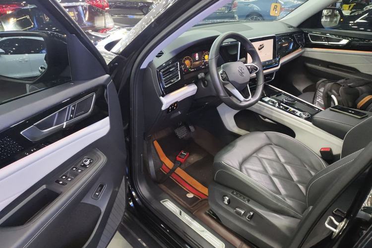 Used Volkswagen Teramont 2023 380TSI Four-Wheel Drive Prestige Flagship Edition
