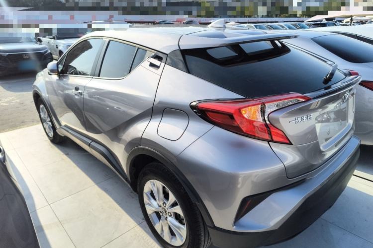 Used Toyota IZOA 2021 2.0L Enjoy Edition
