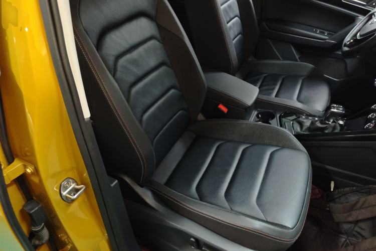 Used Volkswagen Tayron 2019 330TSI Two-Wheel-Drive Luxury Plus China VI Standard
