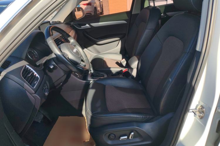 Used Audi Q3 2016 35 TFSI Fashion Model
