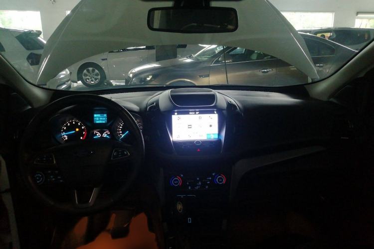 Used Ford Kuga 2019 EcoBoost 180 Two-Wheel-Drive Platinum Edition China VI Standard
