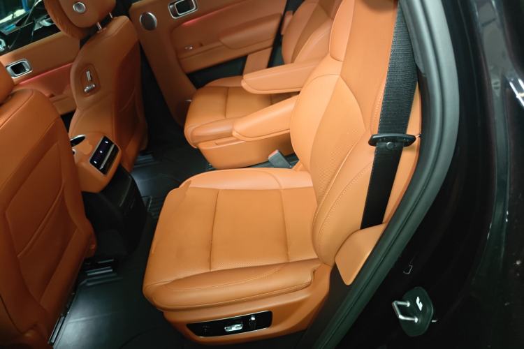 Used Li Auto L8 2023 Pro Model
